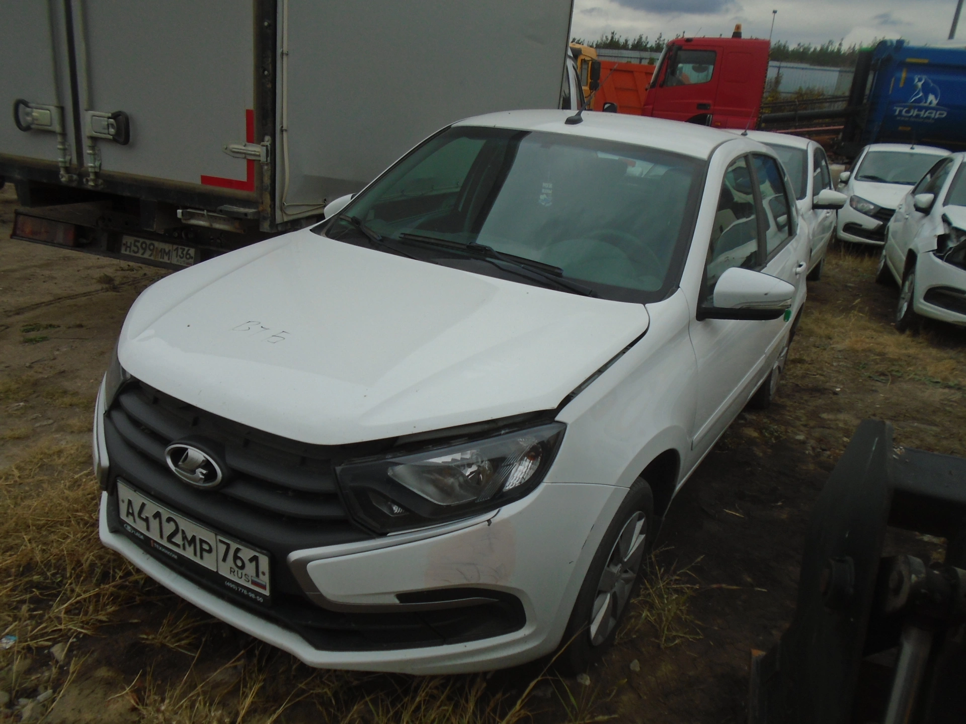 Lada Granta - фото 3