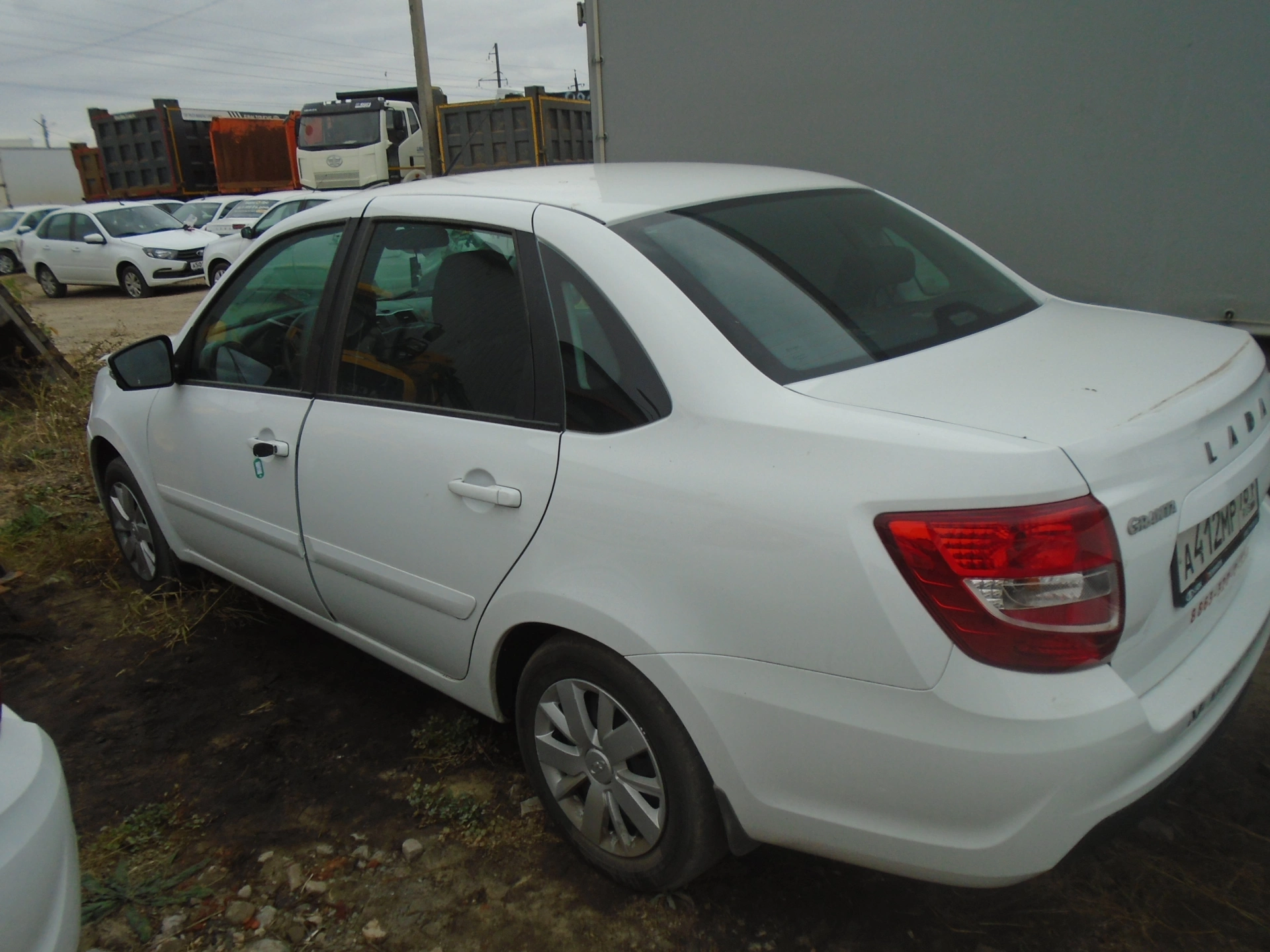 Lada Granta - фото 4
