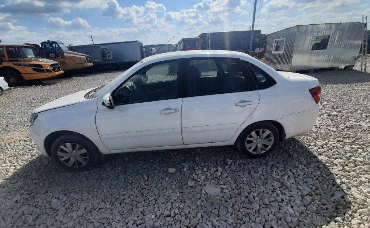 LADA Granta Седан