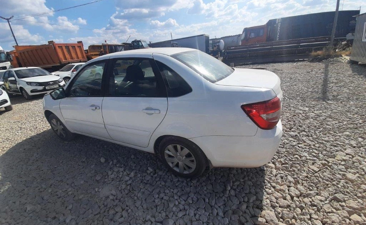 LADA Granta Седан
