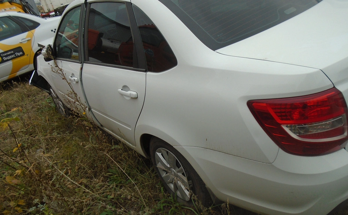 LADA Granta Седан