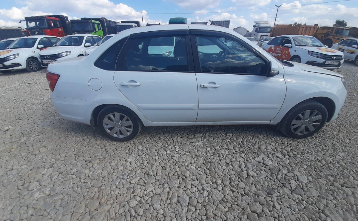 LADA Granta Седан
