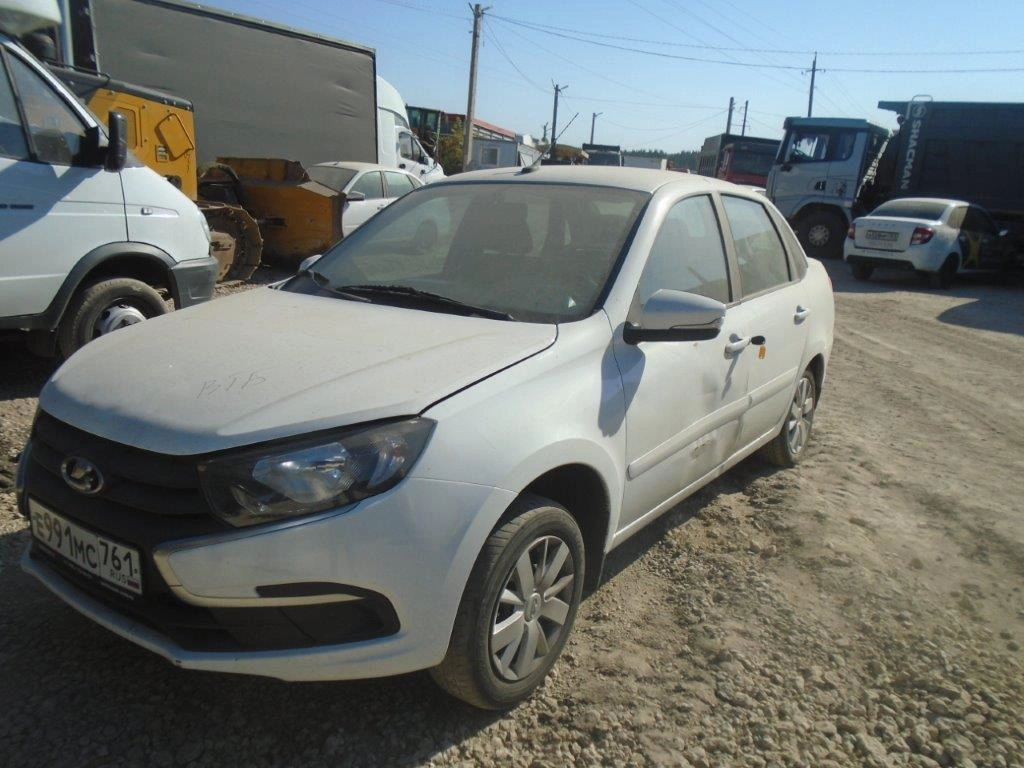 Lada Granta - фото 2