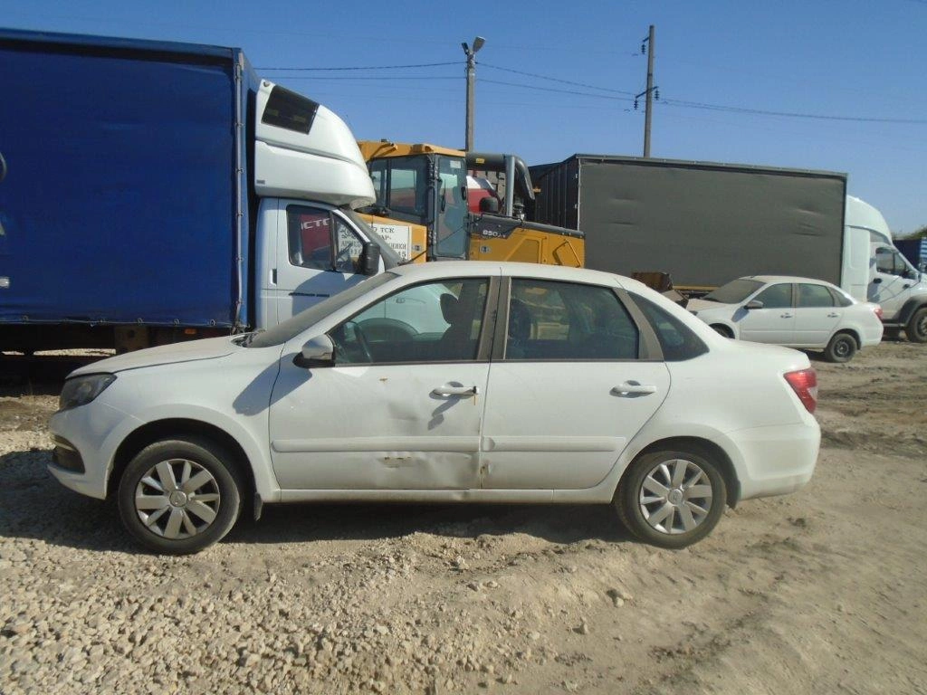 Lada Granta - фото 3