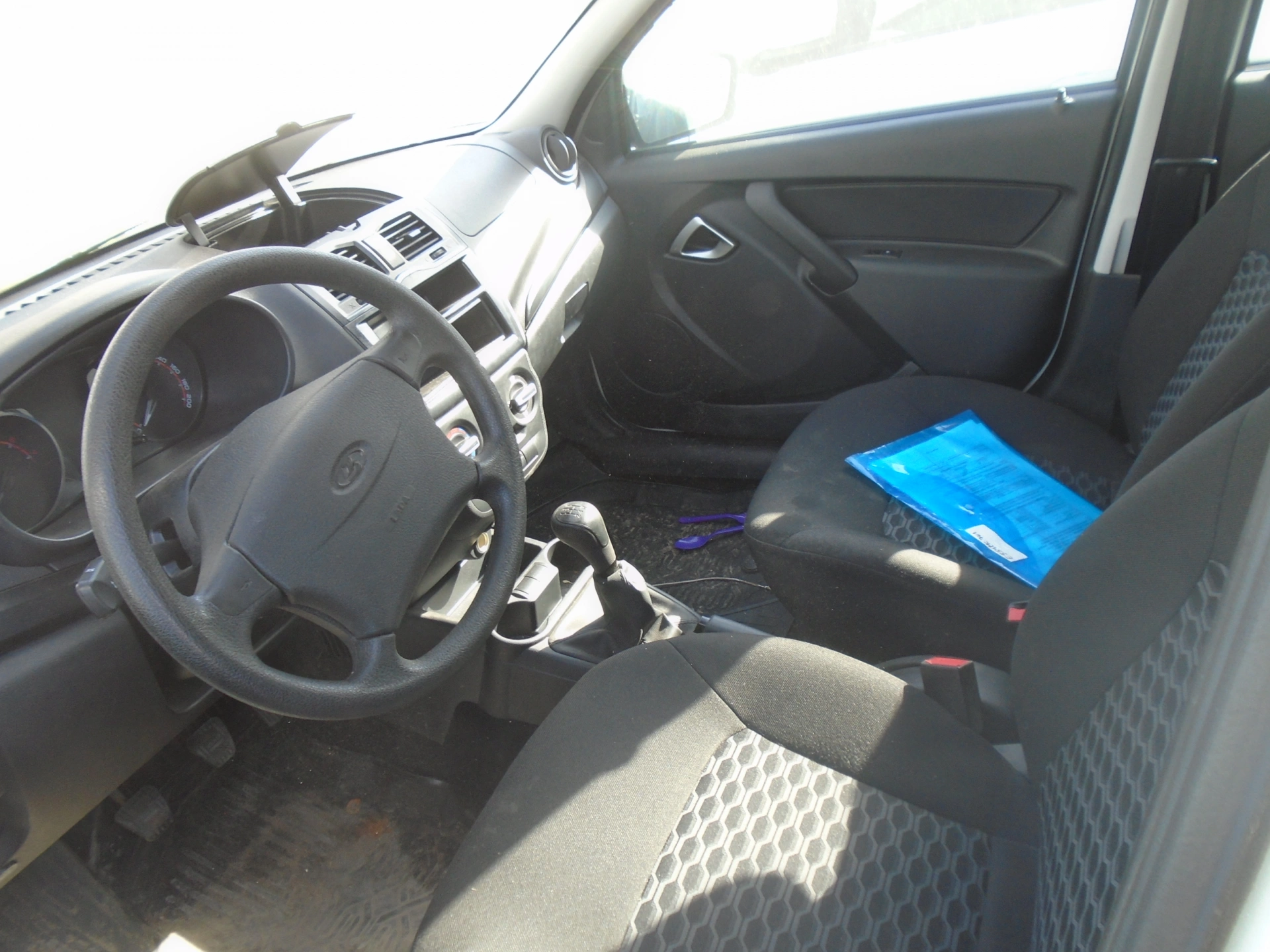 Lada Granta - фото 4