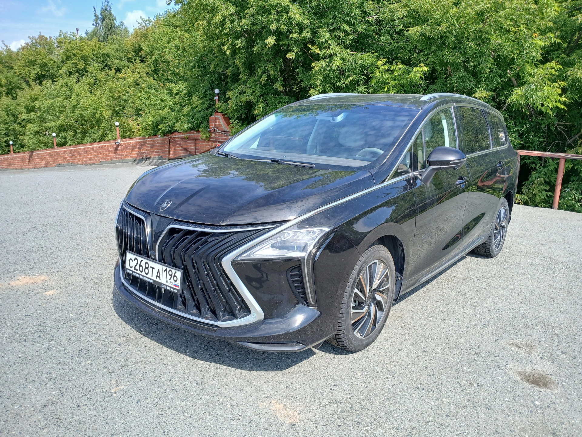 DongFeng Forthing M4 YACHT - фото 3