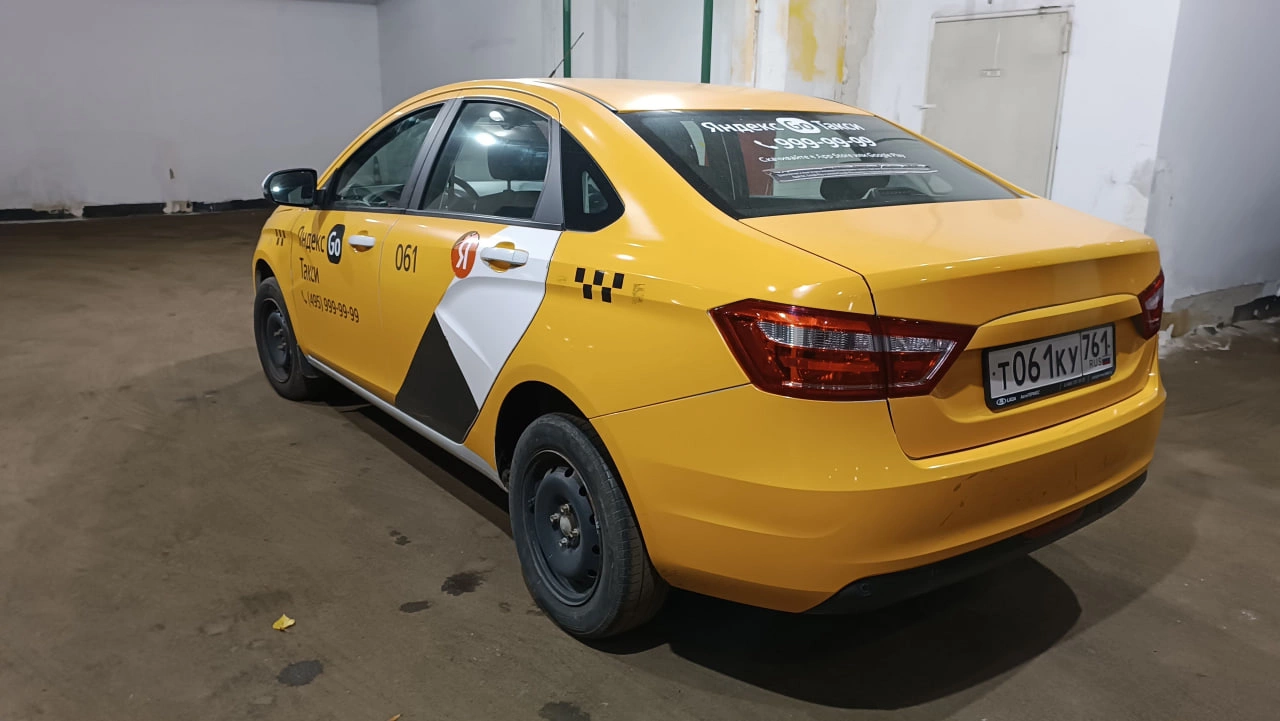 Lada Vesta - фото 4