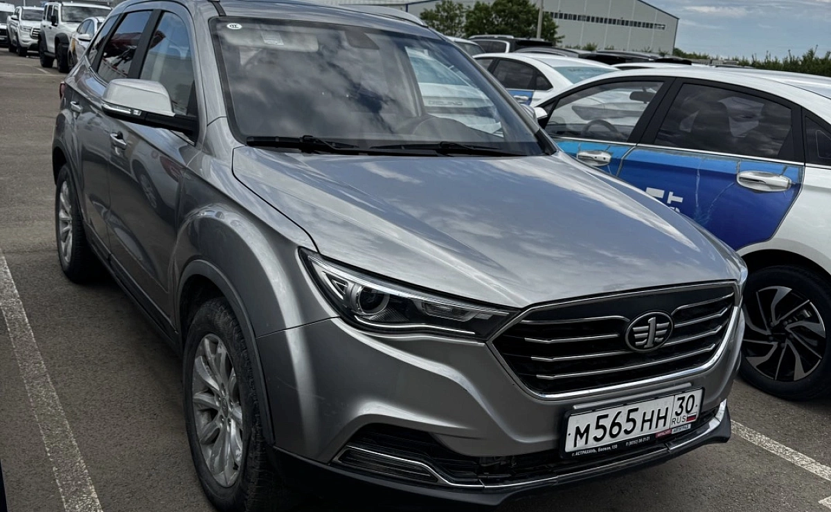 FAW Besturn X40