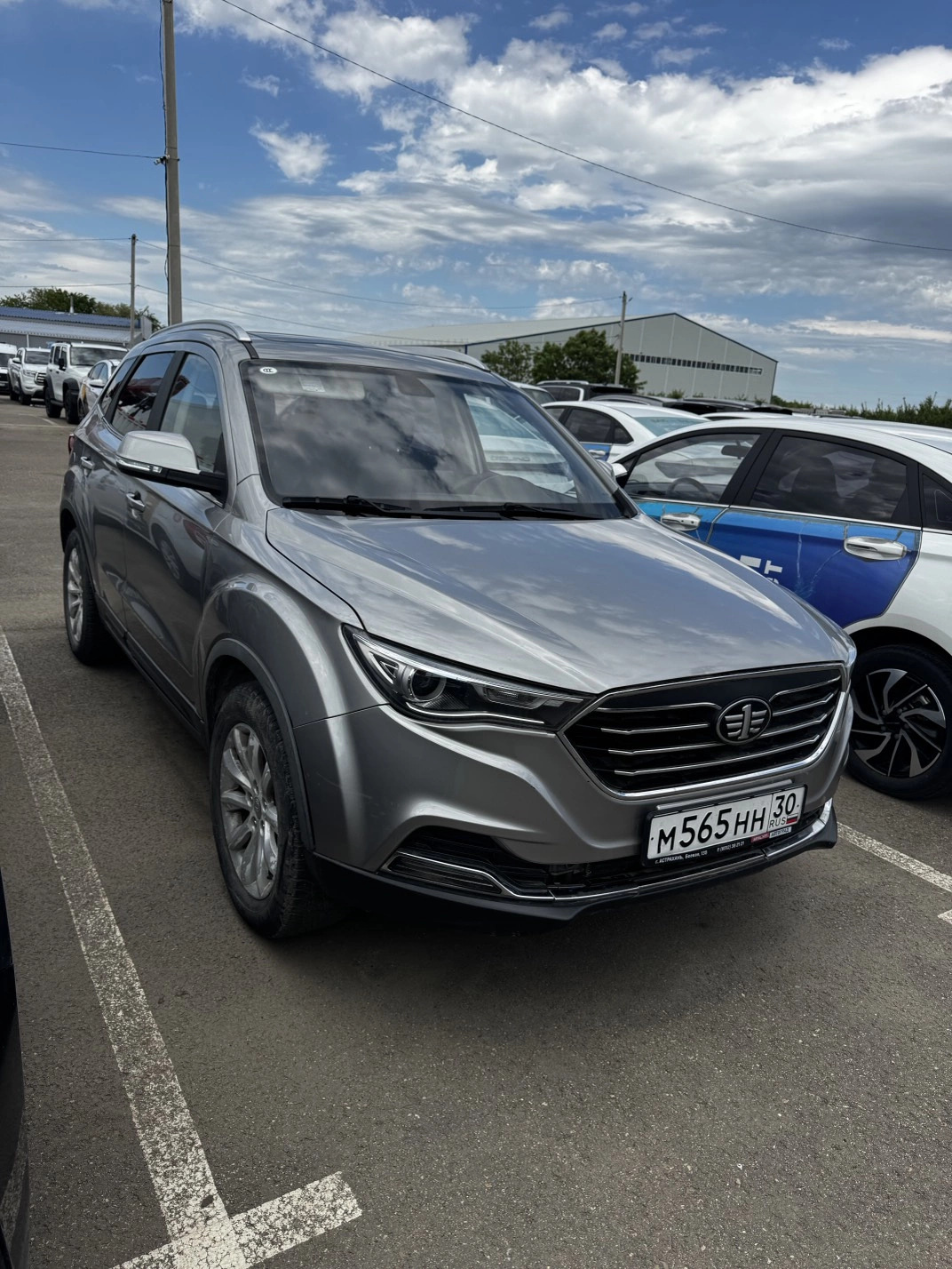 FAW Besturn Х40 - фото 1