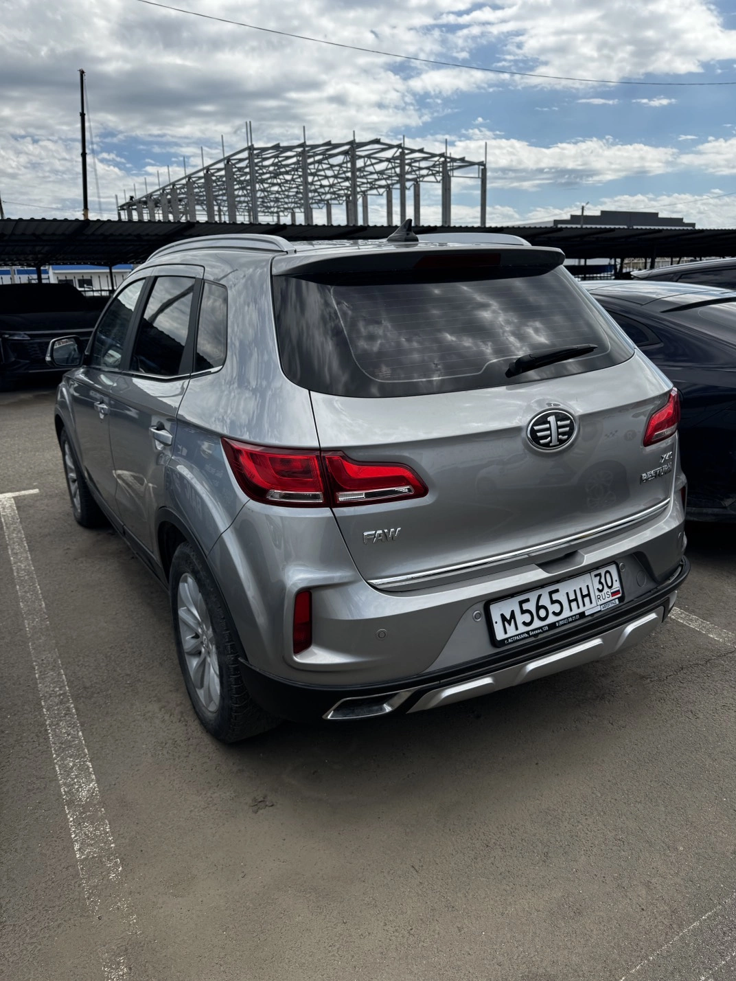 FAW Besturn Х40 - фото 5