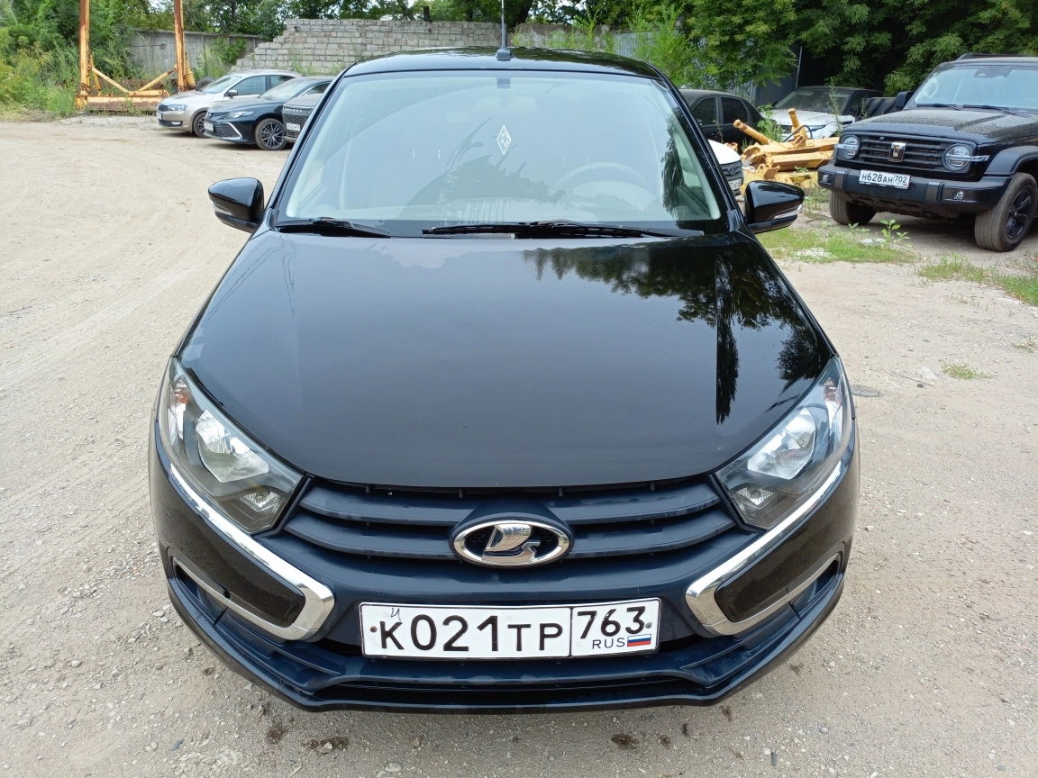 Lada Granta - фото 2