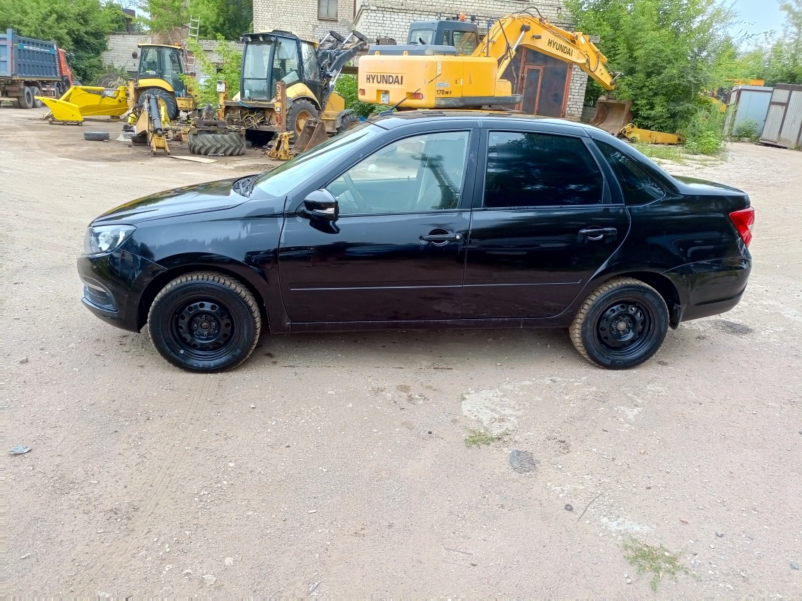 Lada Granta - фото 4