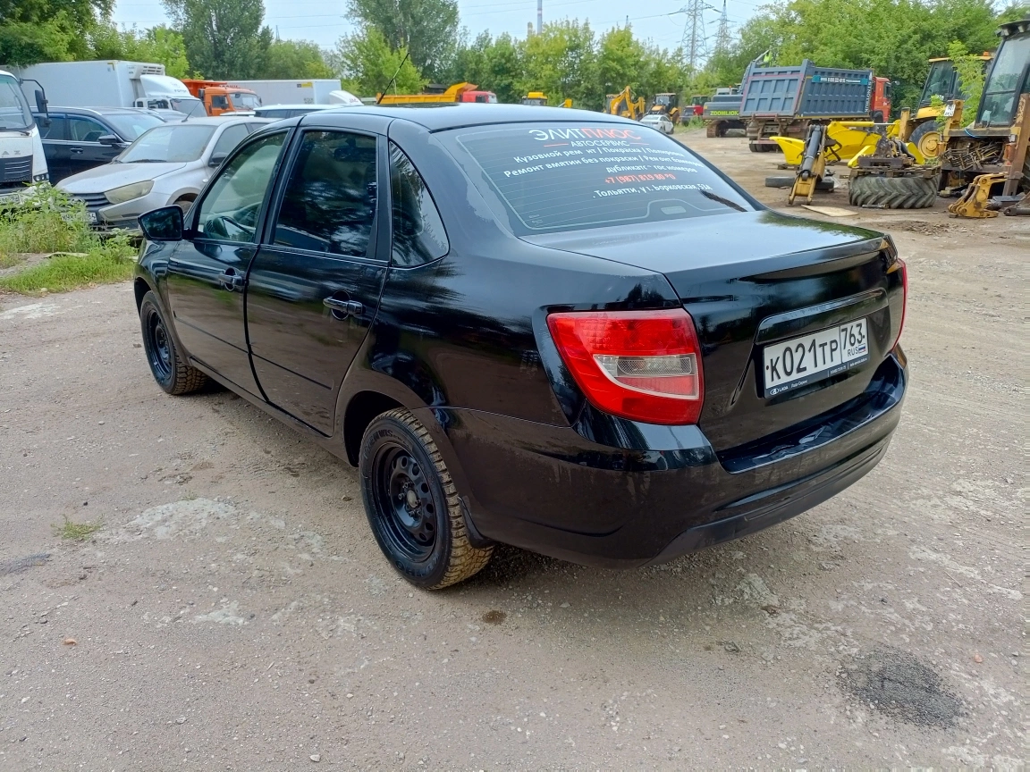 Lada Granta - фото 5