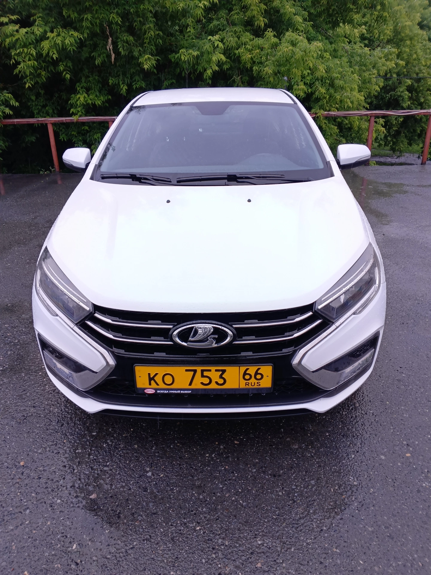 Lada Vesta - фото 2