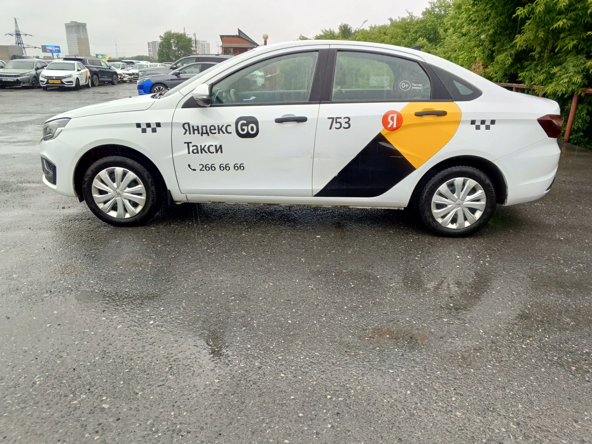 Lada Vesta - фото 4