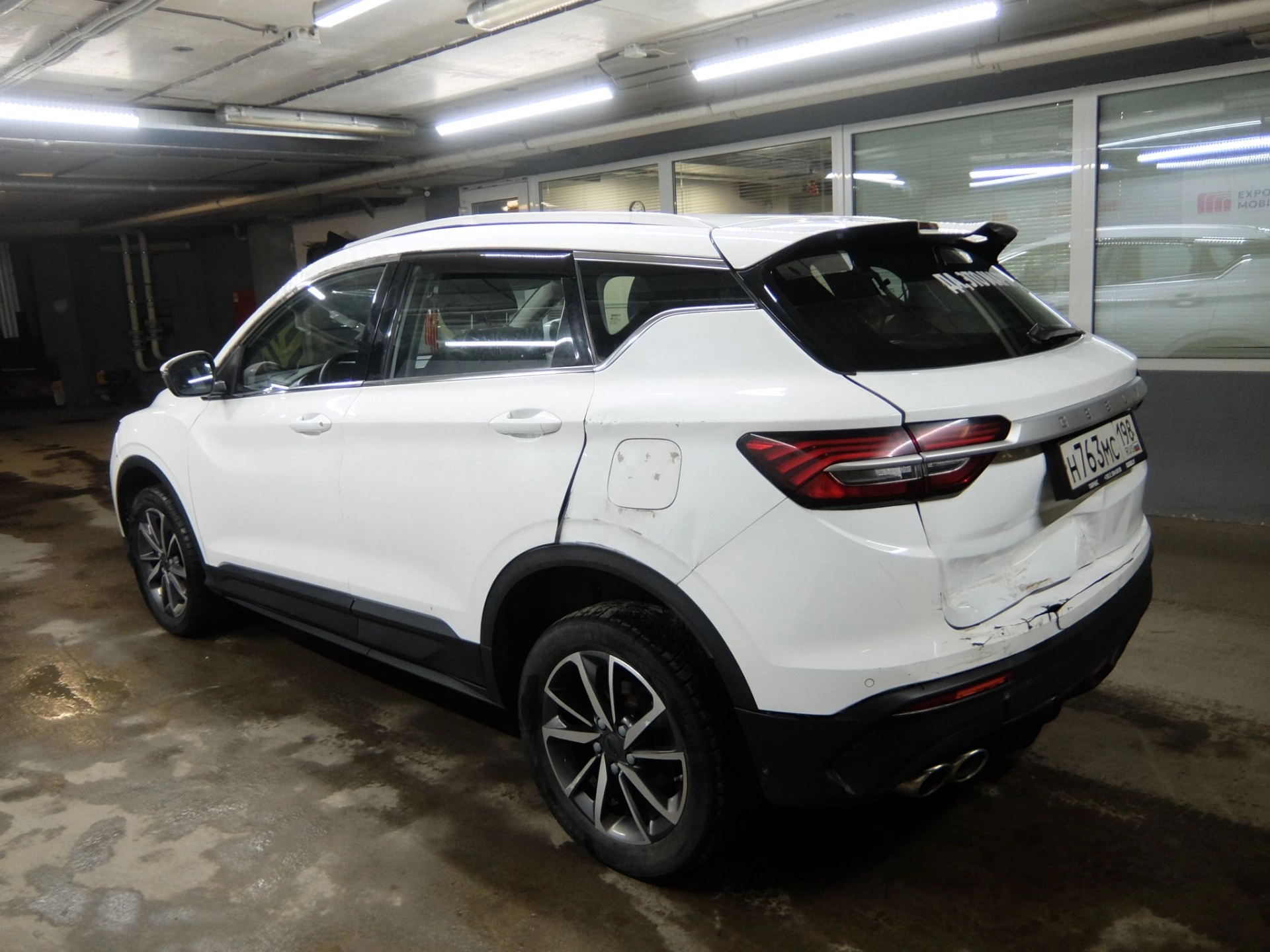 Geely Coolray - фото 4