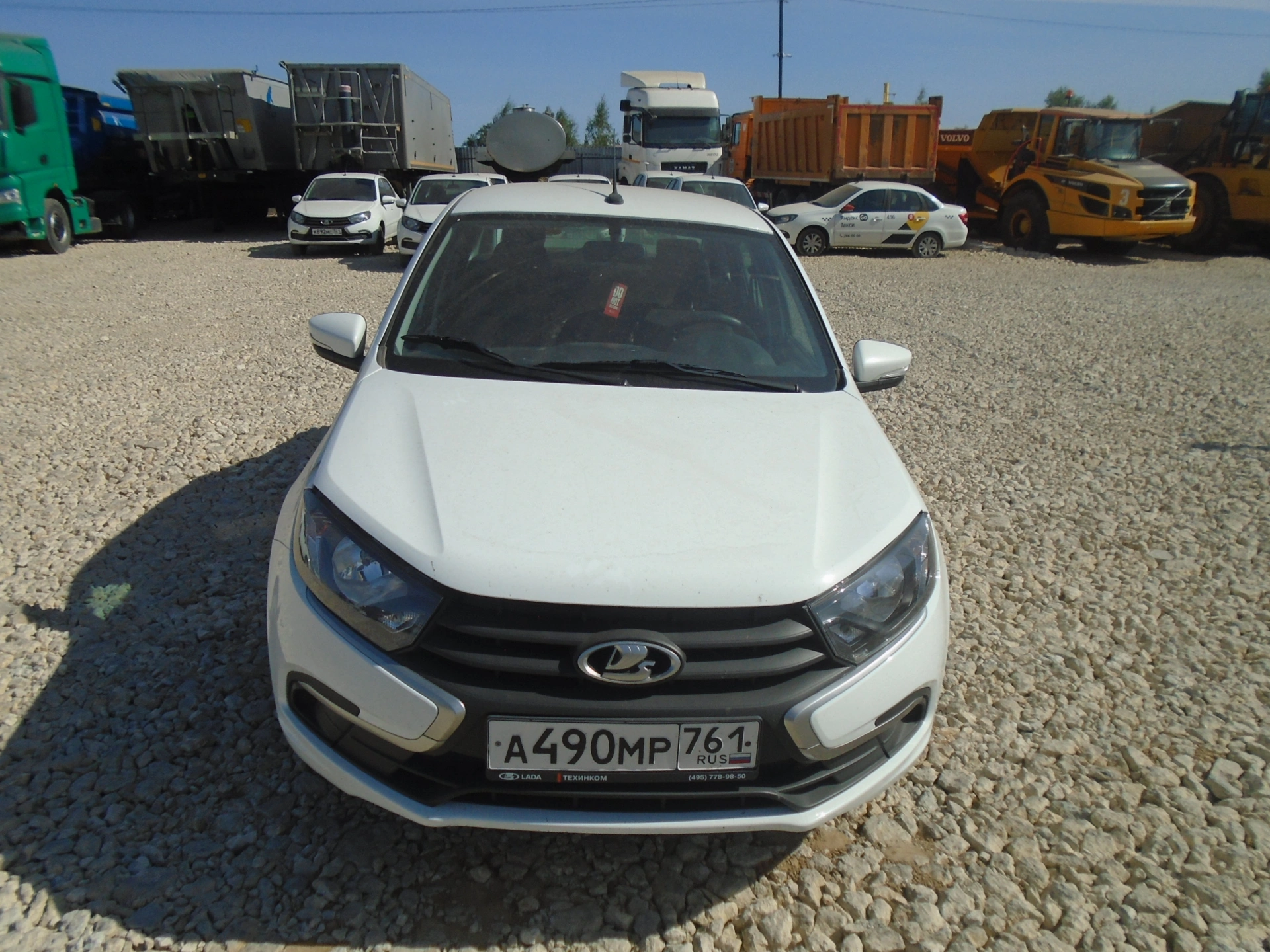 Lada Granta - фото 2