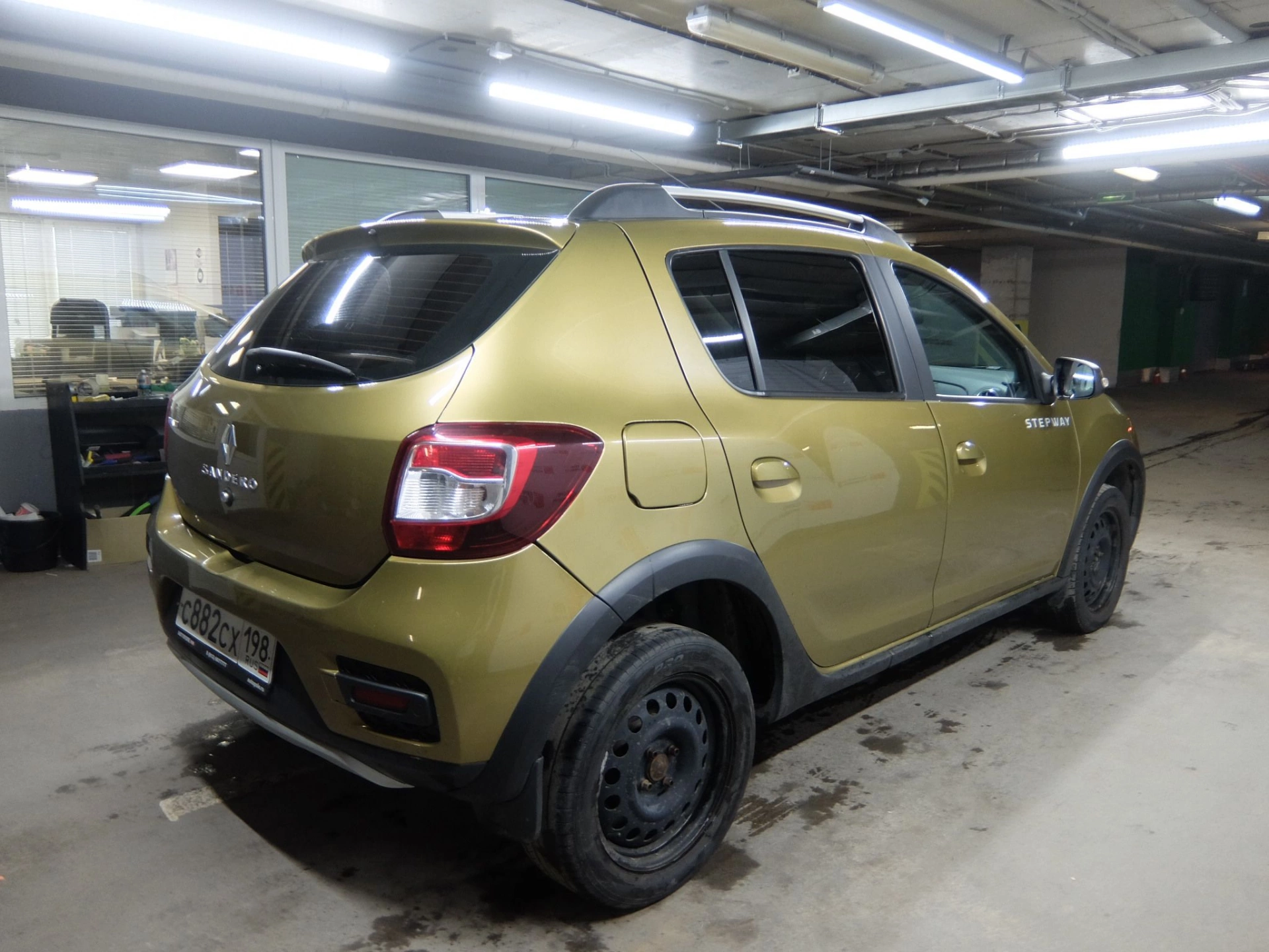 Renault Sandero - фото 4