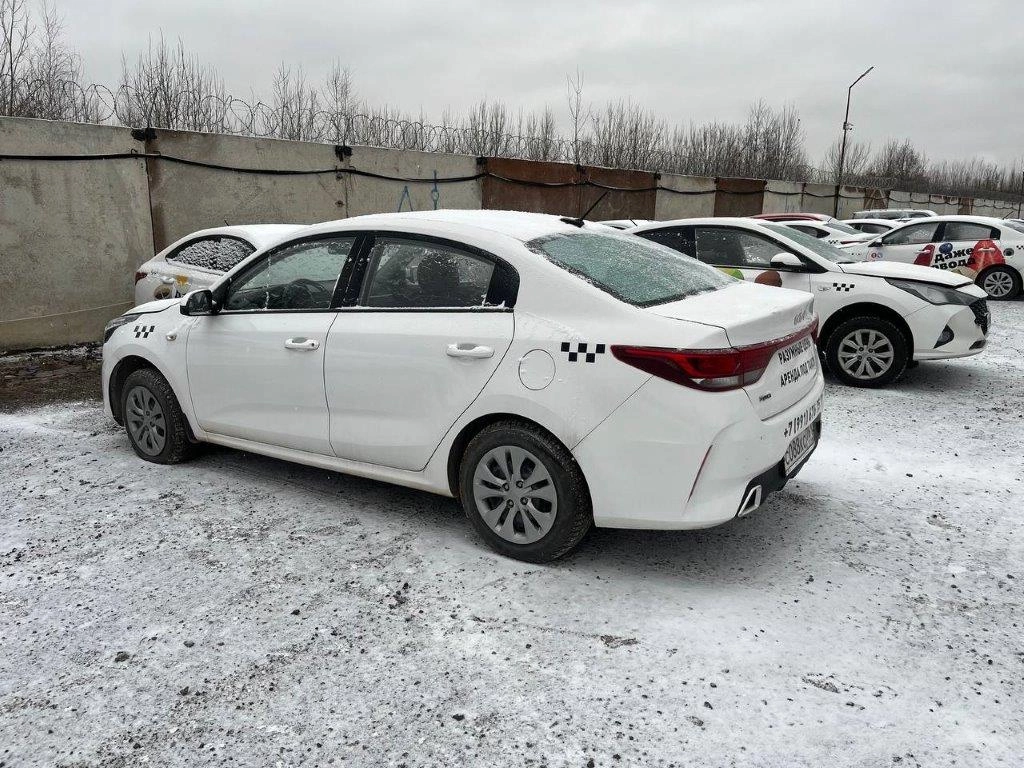 KIA Rio - фото 3