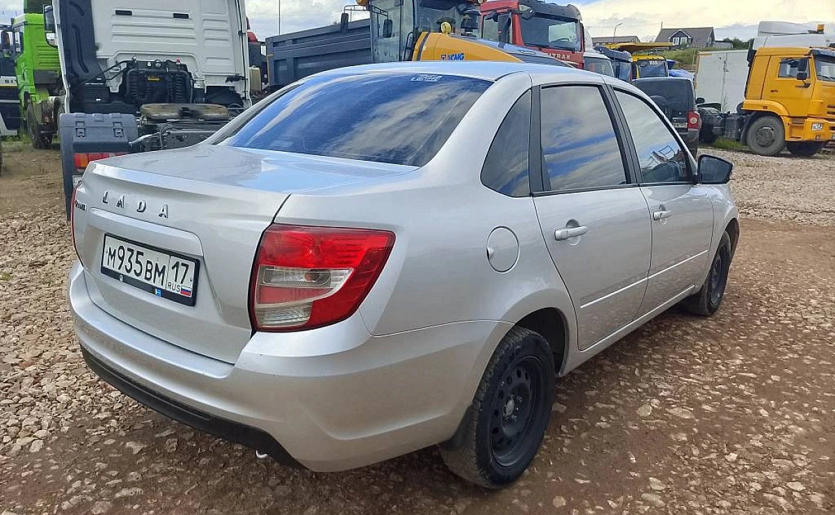 LADA Granta Седан