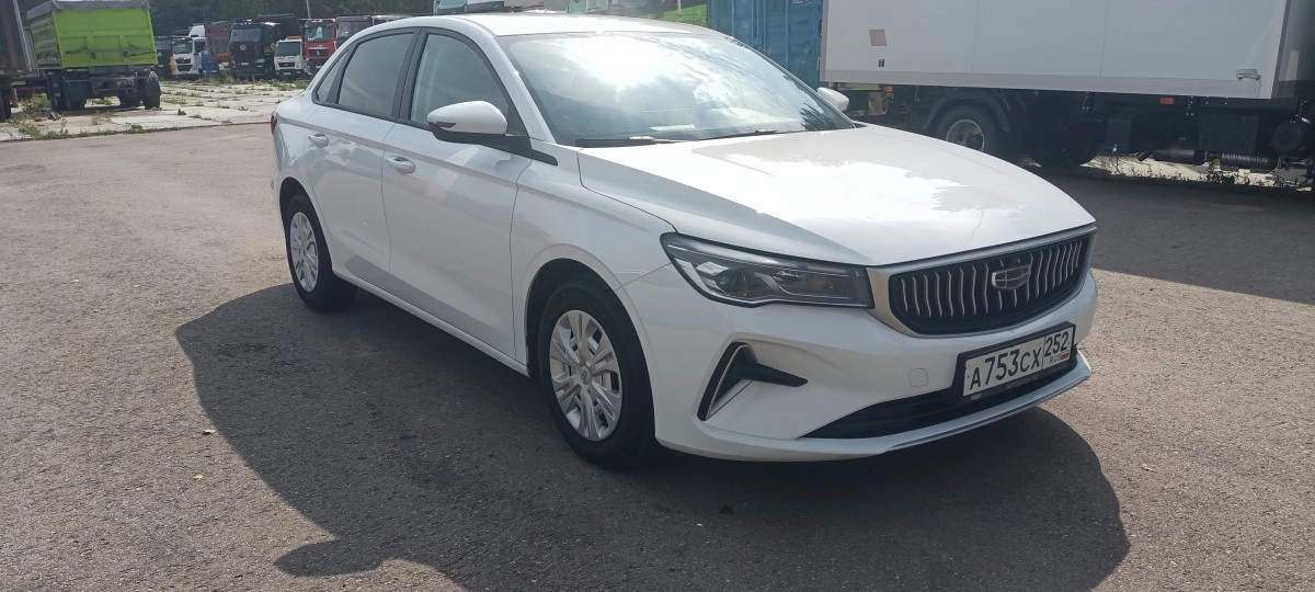 Geely Emgrand - фото 1
