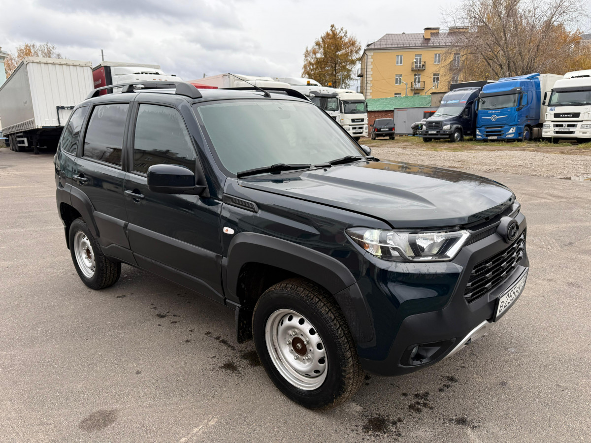 Lada Niva - фото 1
