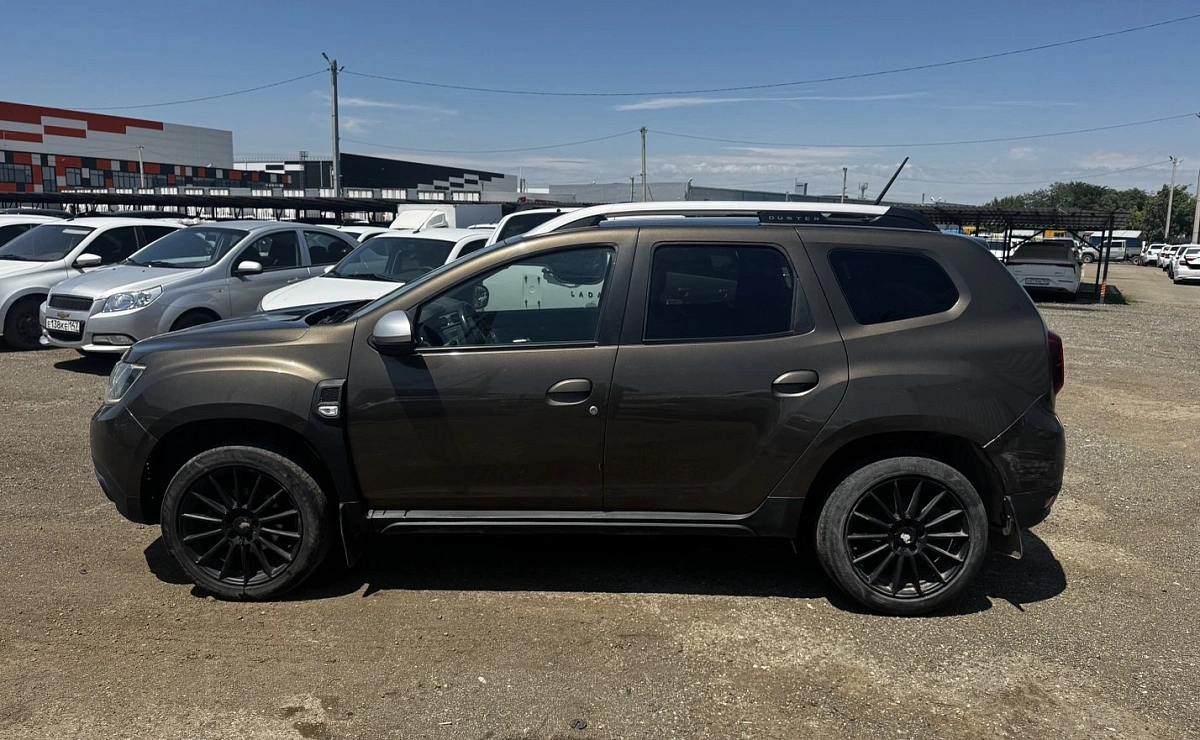 RENAULT Duster