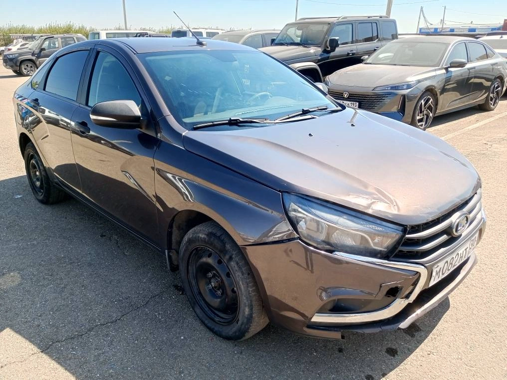 Lada Vesta - фото 1