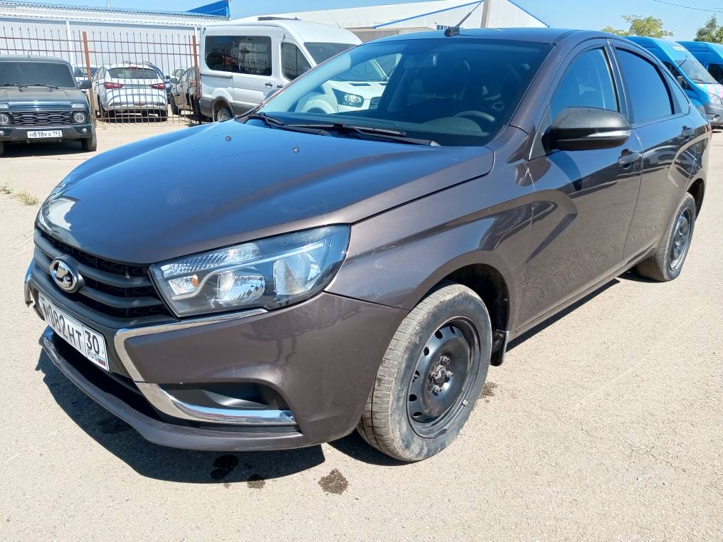 Lada Vesta - фото 3