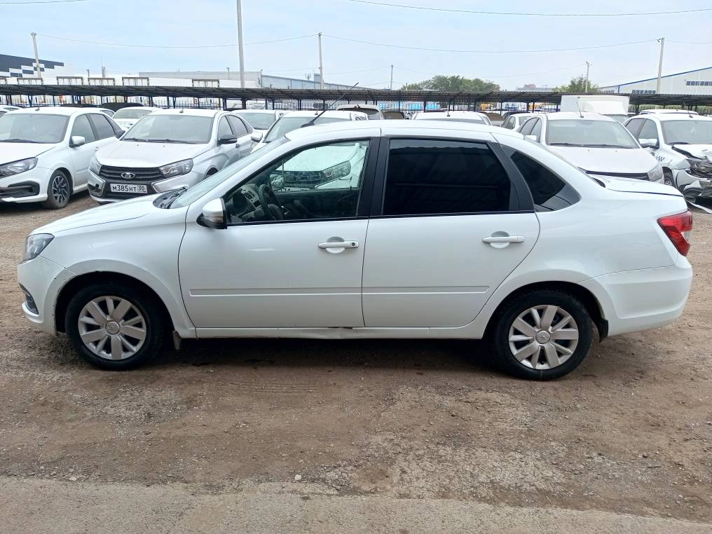 Lada Granta - фото 4