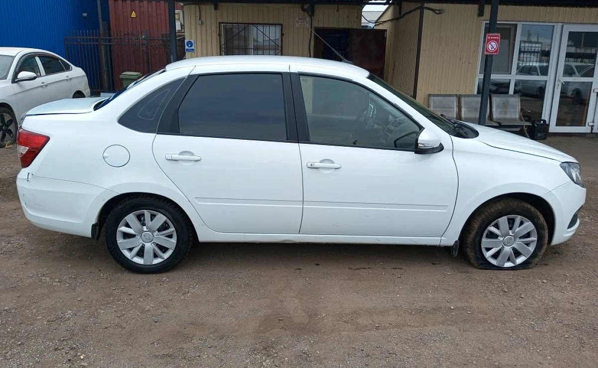 LADA Granta Седан