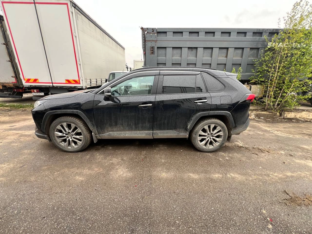 Toyota RAV 4 - фото 4