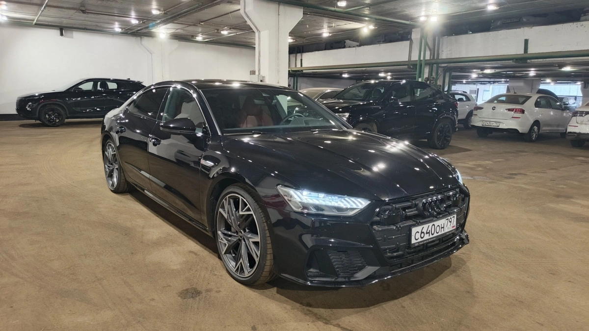 AUDI A7 L