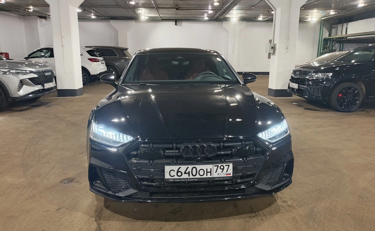 AUDI A7 L