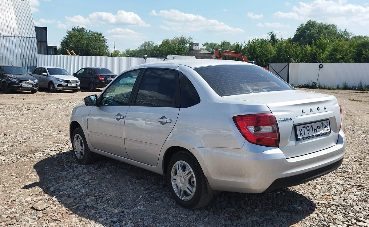 LADA Granta Седан