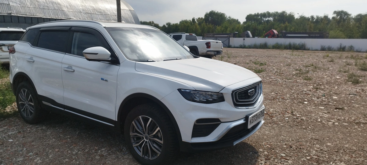 Geely Atlas Pro - фото 1