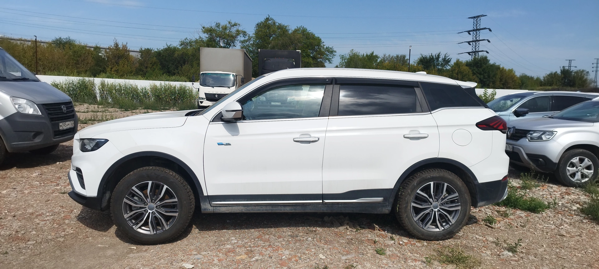 Geely Atlas Pro - фото 3