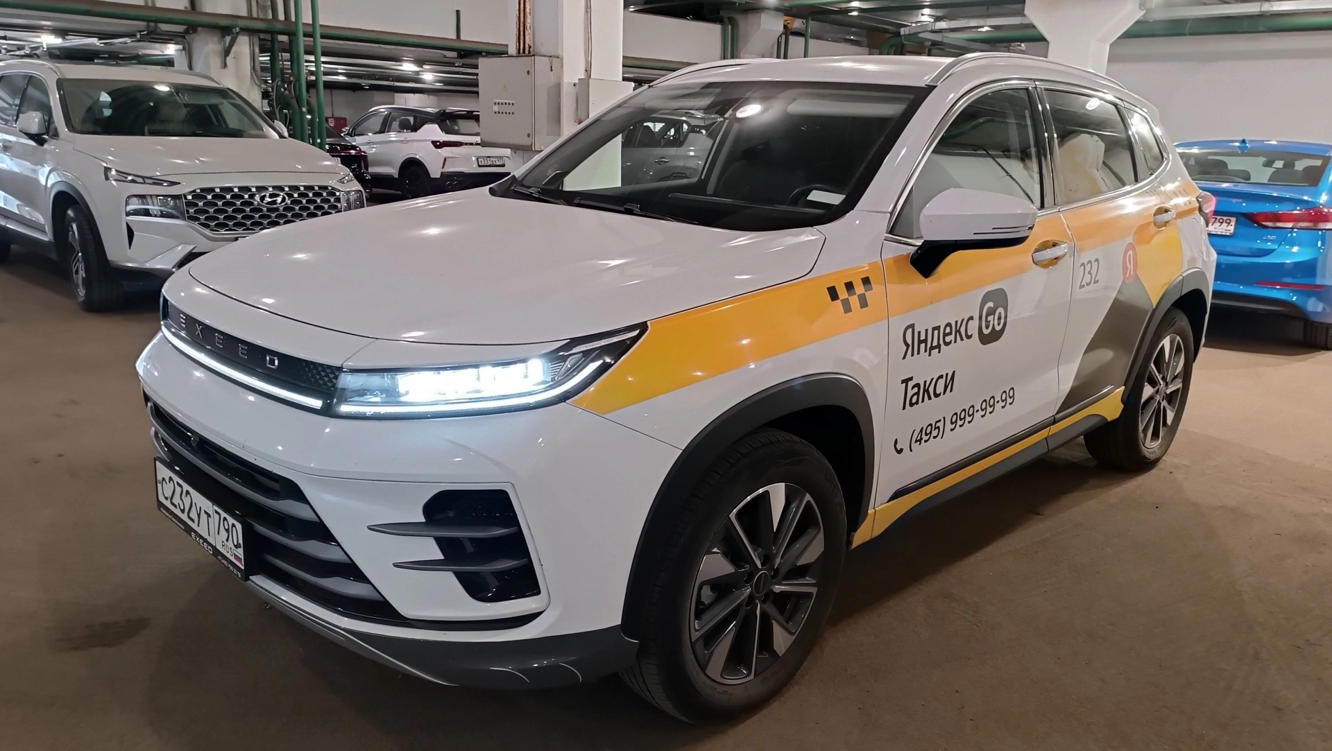 EXEED LX - фото 3