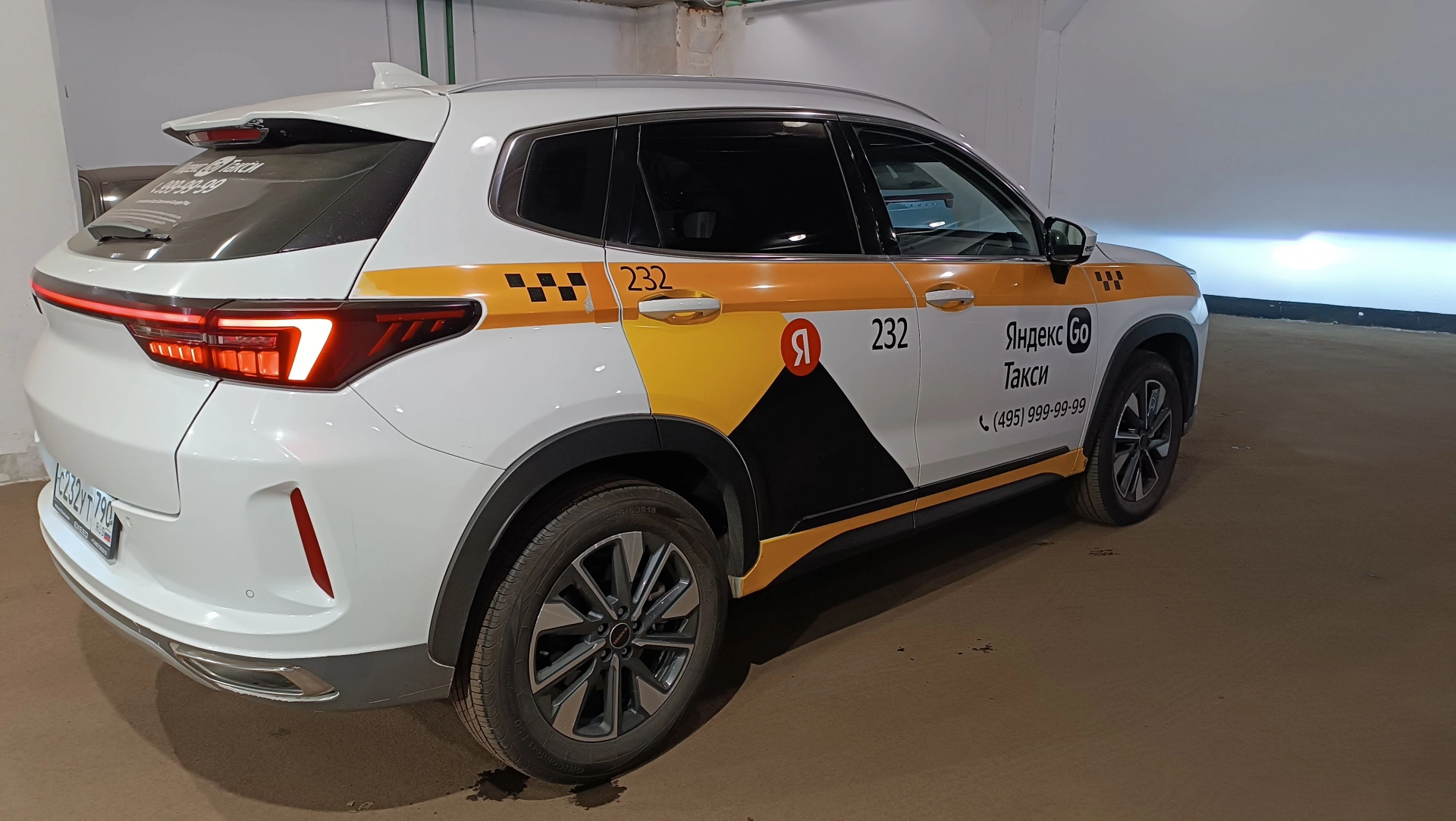 EXEED LX - фото 5