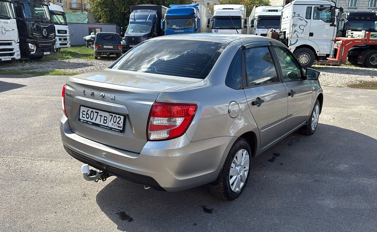 LADA Granta Седан