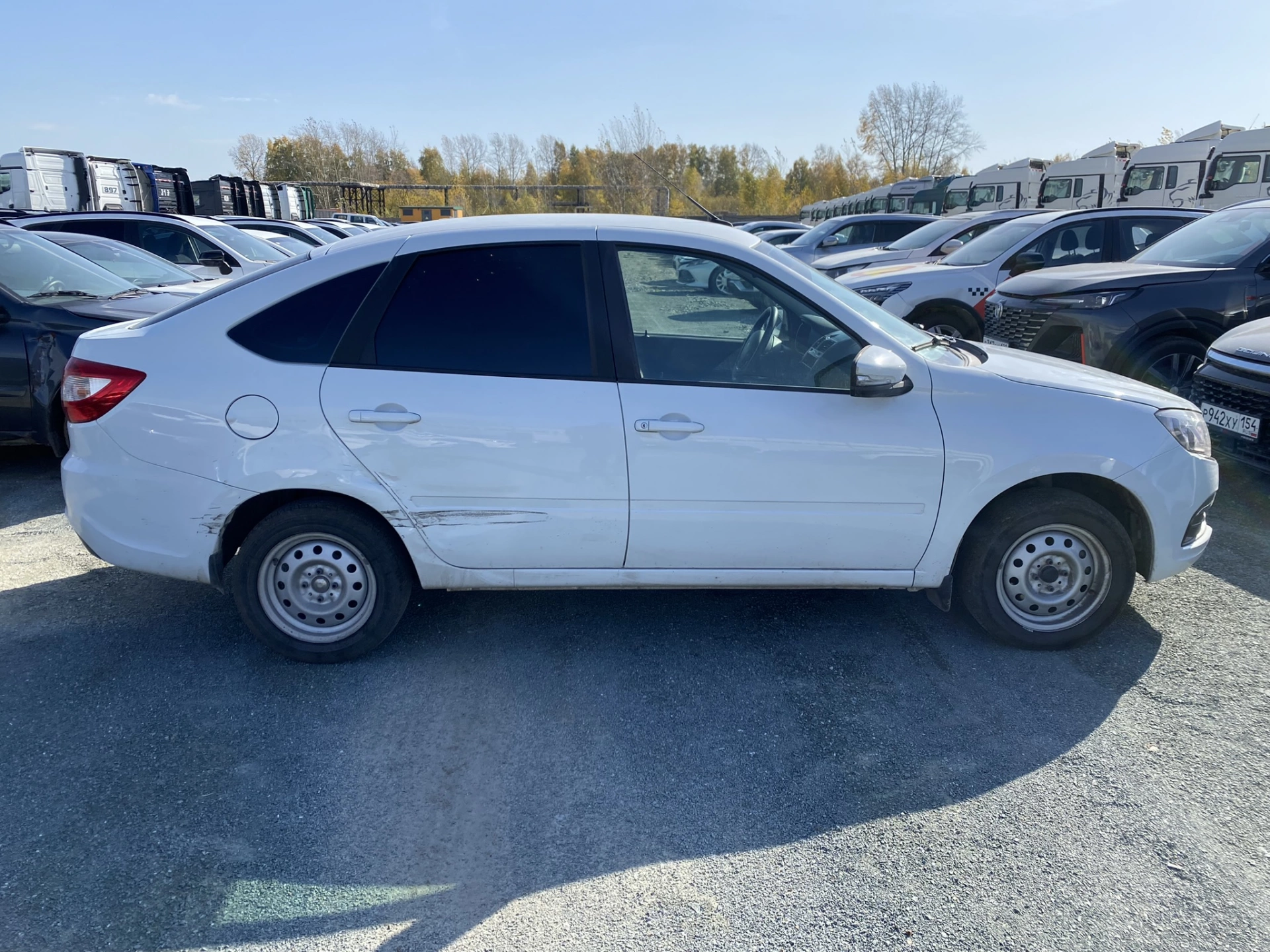 Lada Granta - фото 5