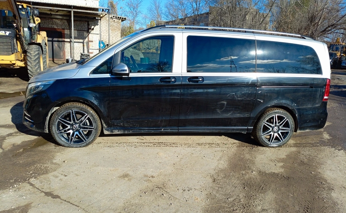 MERCEDES-BENZ V-Class