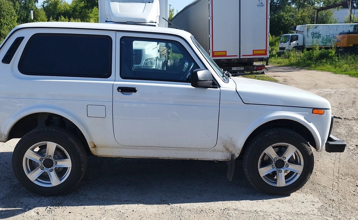 LADA 4x4 (3-дв.)
