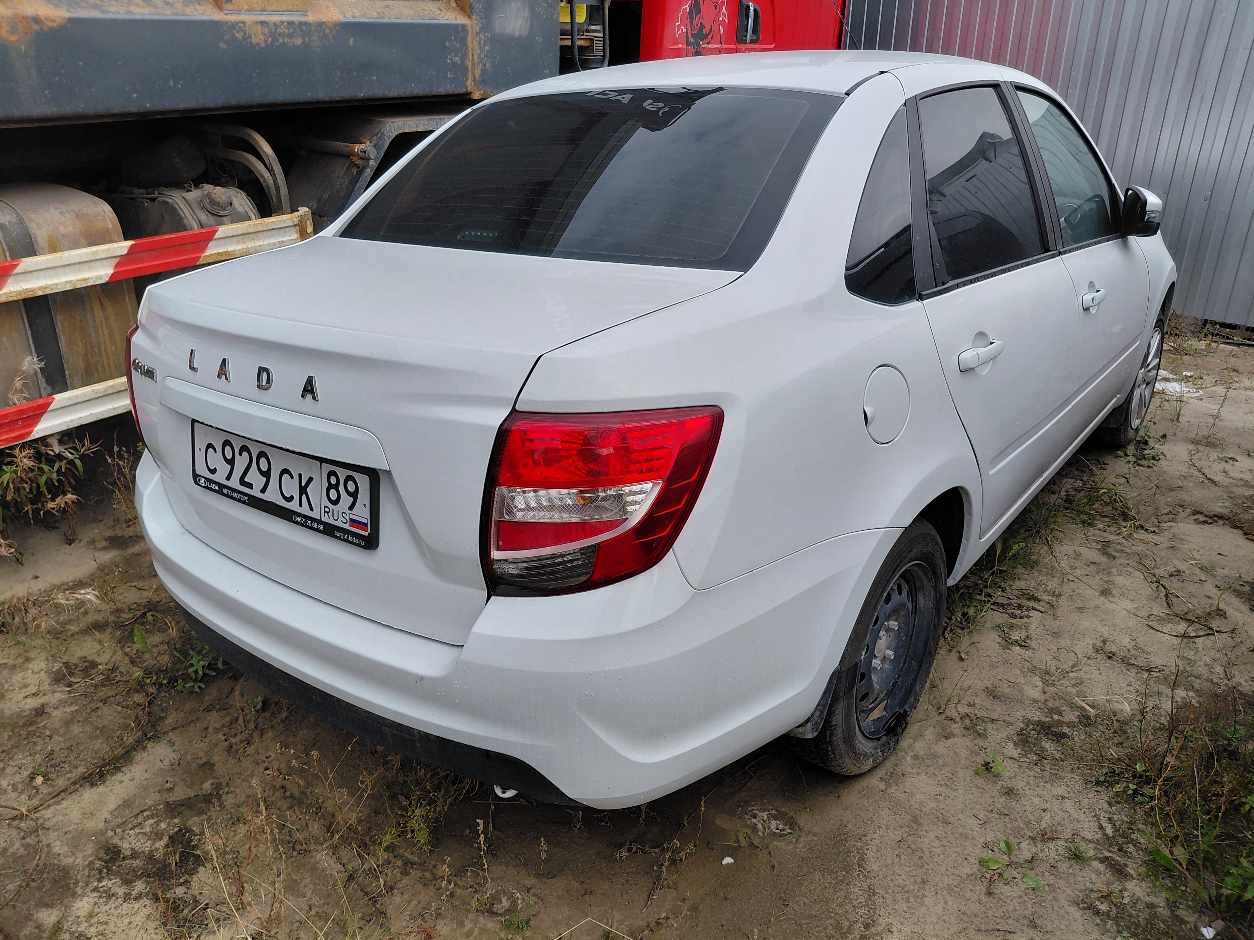 Lada Granta - фото 5