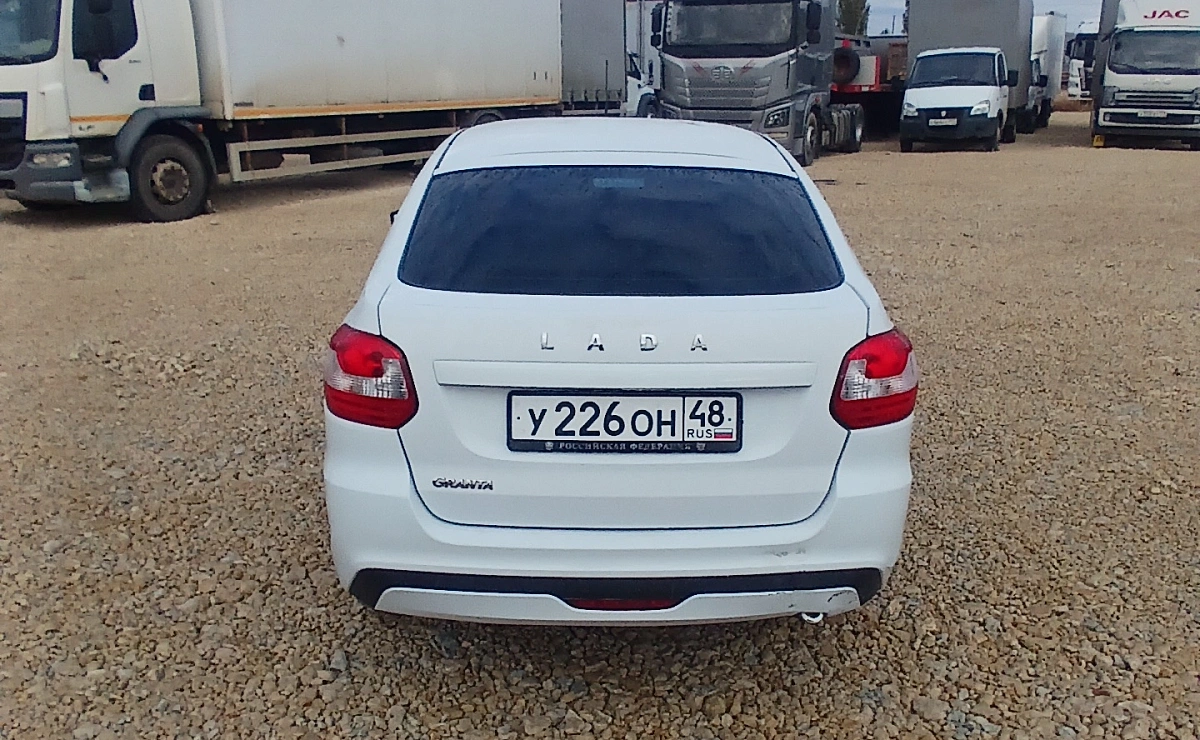 LADA Granta Лифтбек