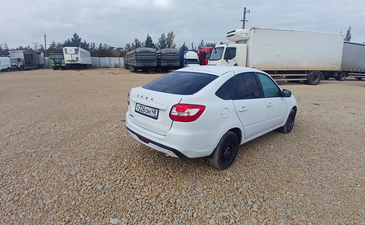 LADA Granta Лифтбек