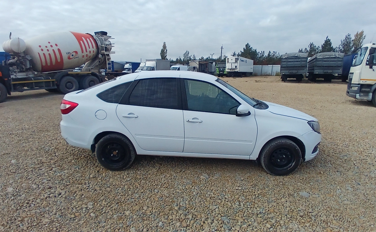 LADA Granta Лифтбек