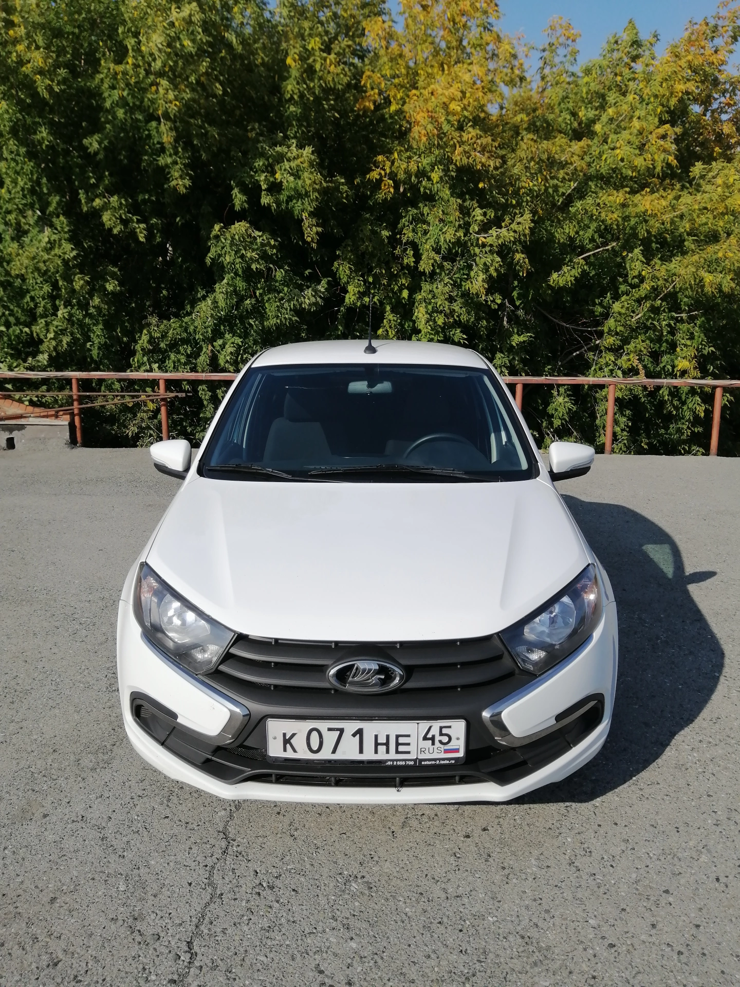 Lada Granta - фото 2