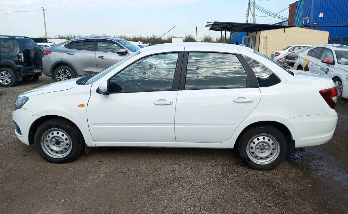 LADA Granta Седан