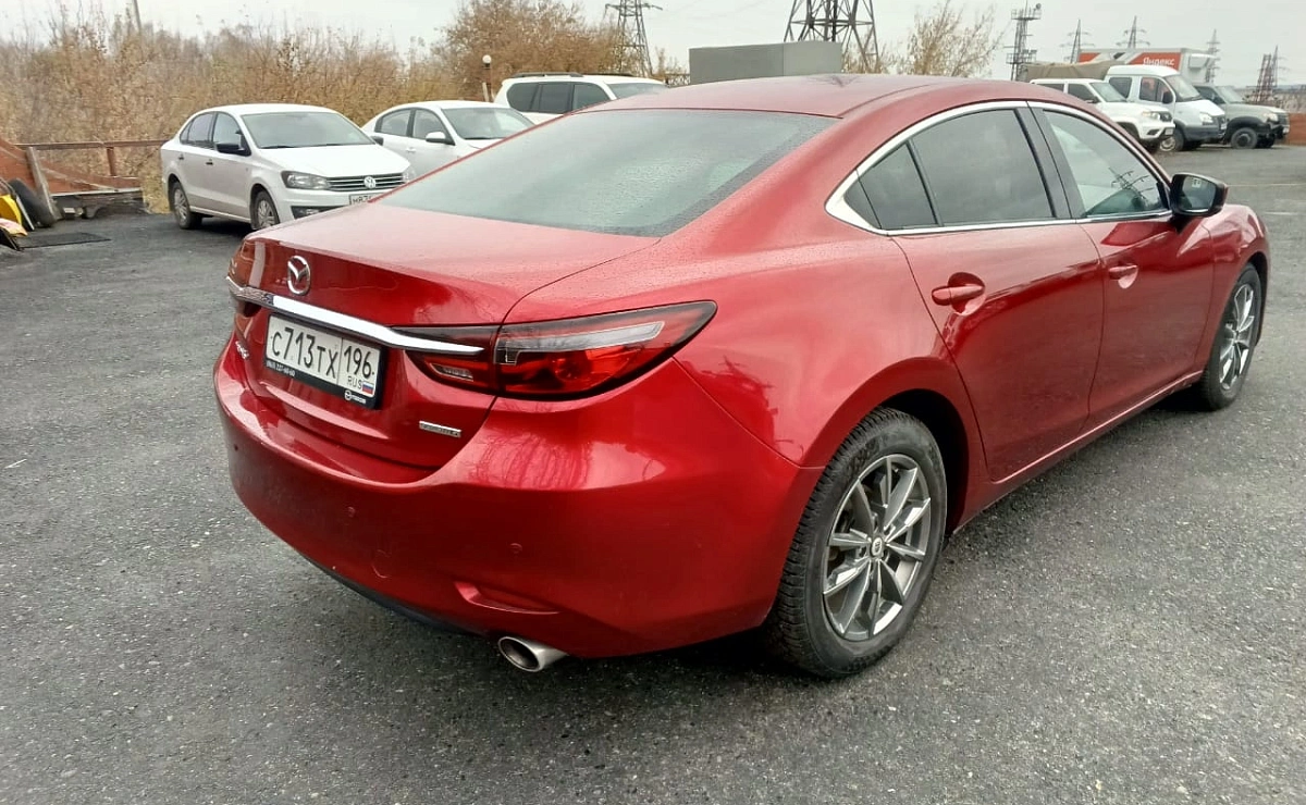 MAZDA 6